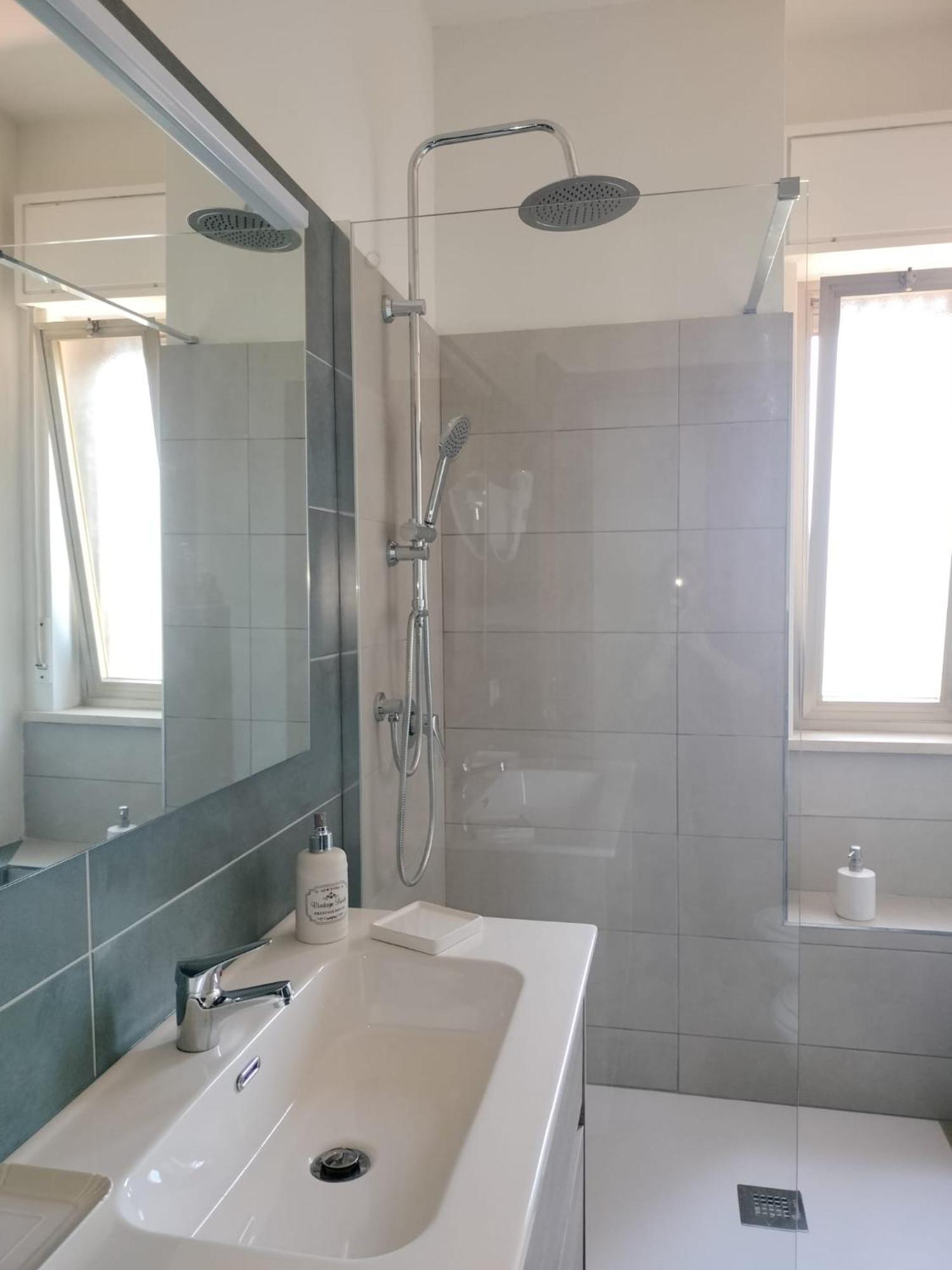 D&P Suites 1 Salemi Exterior photo